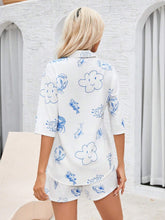 Random Printed Women's Short Sleeve And Shorts Set